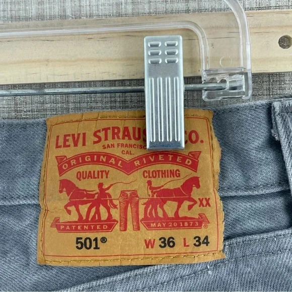 Levi's 501 Jeans Mens Size 36x34 gray button fly 0989 - Picture 2 of 12